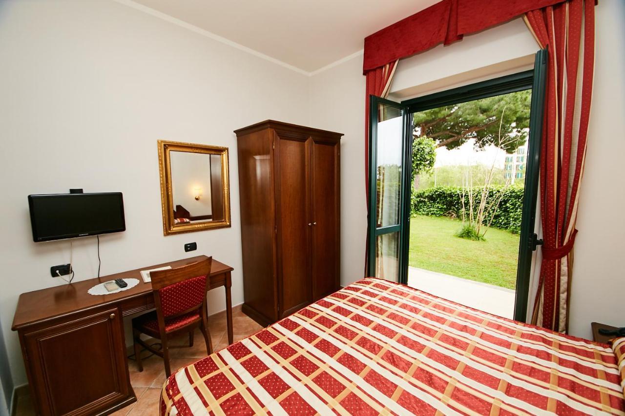 Hotel Vulci 3*